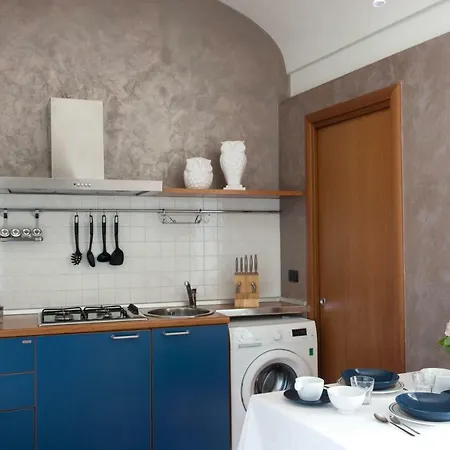 La Finestra Sul Borgo * Άλμπα